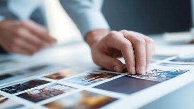 Done in a flash: simply add a photo to a contact