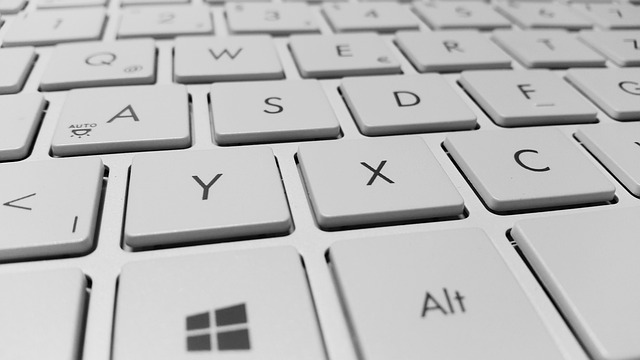 As Your Computer Gets Older—and How HWiNFO Becomes a “Stethoscope” for Your PC